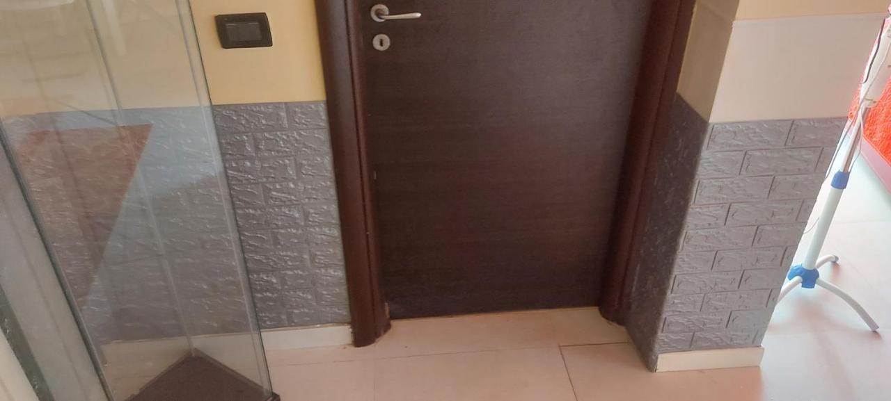 Stanza In Villa Con Giardino Con Box Doccia Idromassaggio Rent A Car Aci Bonaccorsi Kültér fotó