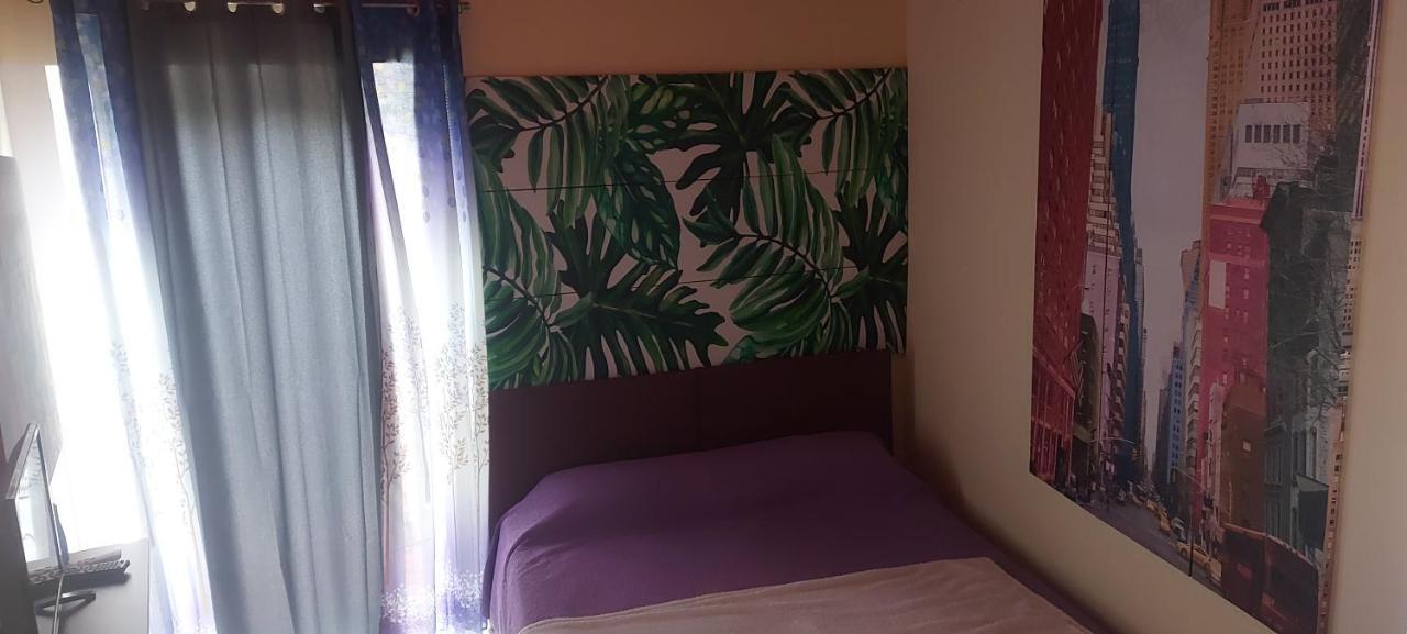 Stanza In Villa Con Giardino Con Box Doccia Idromassaggio Rent A Car Aci Bonaccorsi Kültér fotó